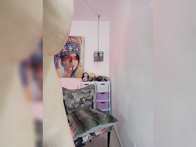 kim-edwards live cam