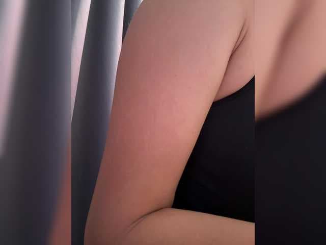 LucyRouse live cam