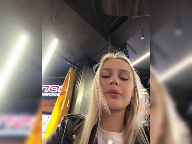 _Katrinka_ live cam