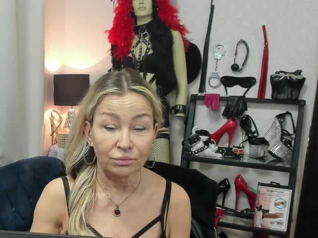 Soft-Crystal live cam