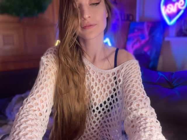 SweetyMeow live cam