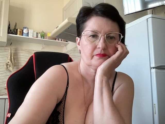 HotMilfPussy live cam