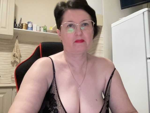 HotMilfPussy live cam