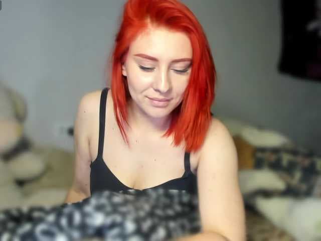 RedheadDevil live cam