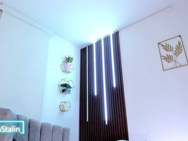 AnaStalin1 live cam
