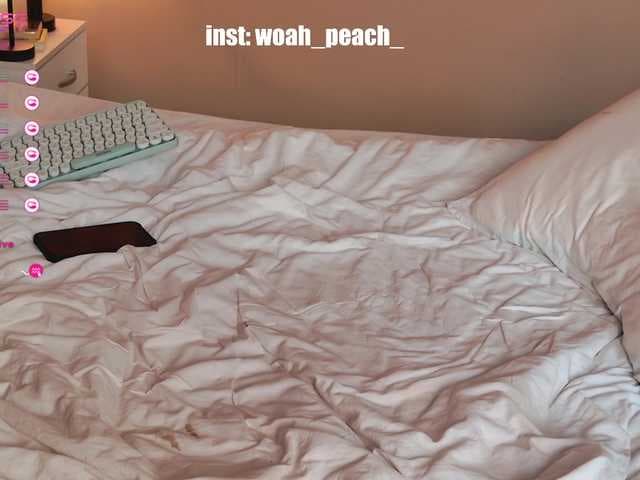 KristinaMoon live cam