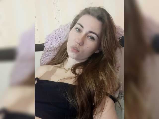 -Feral-Berry live cam