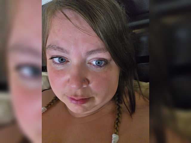 FLUFFY_BEAUTY live cam