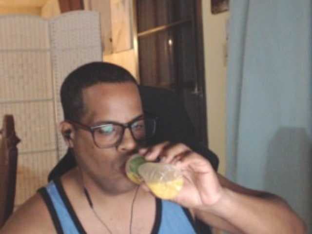 Modesto-1 live cam on BongaCams