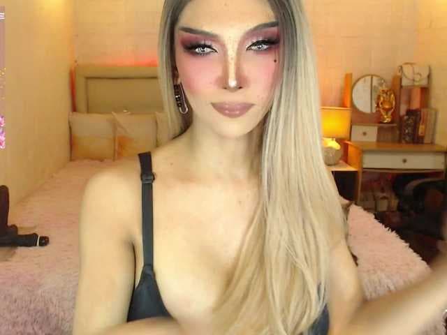 xOKitty live cam on BongaCams