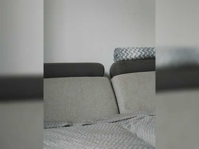 S-O-F-I-A live cam