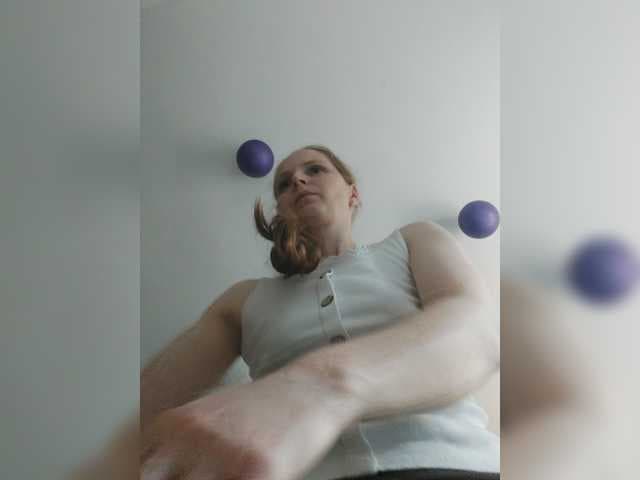S-O-F-I-A live cam