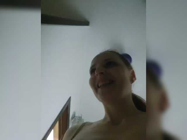 S-O-F-I-A live cam