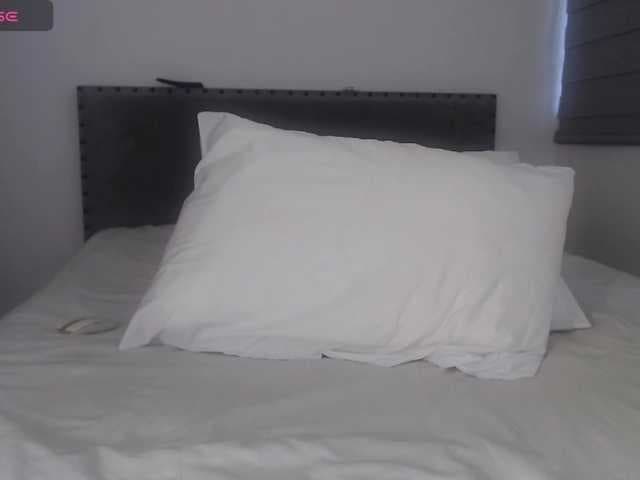 Sara_Trix live cam