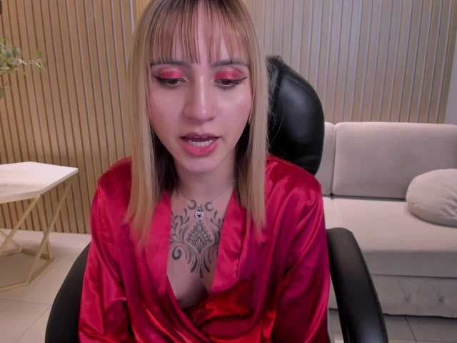 MollySunders live cam