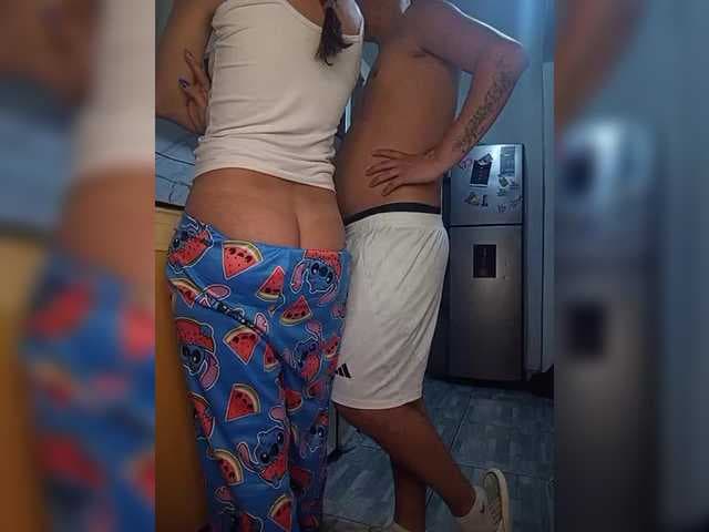 Kingofqueen23 live cam