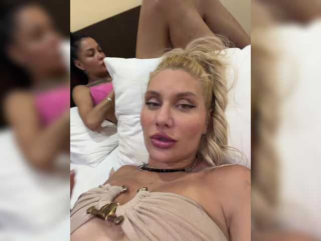 Tvoyasamka77 live cam