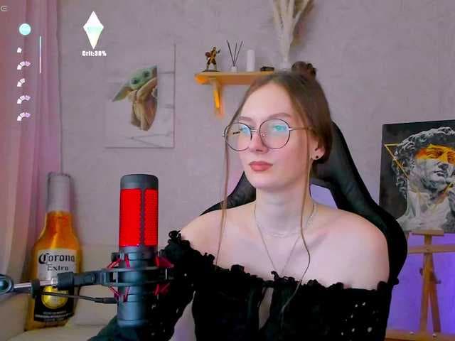 KiraRumGirl live cam