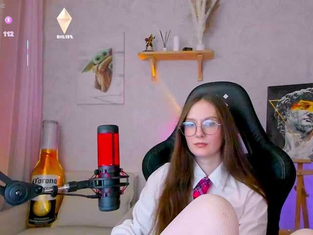 KiraRumGirl live cam