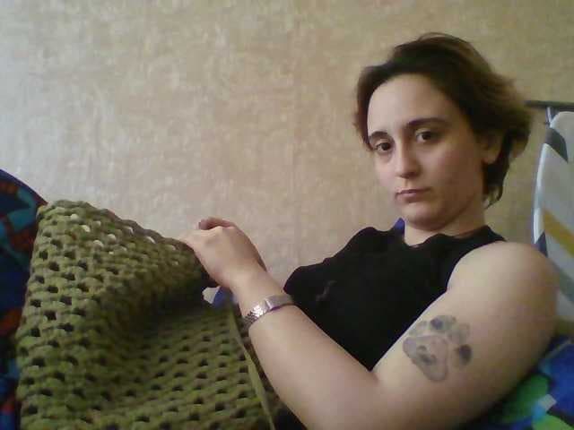 Hotredhead01 live cam on BongaCams