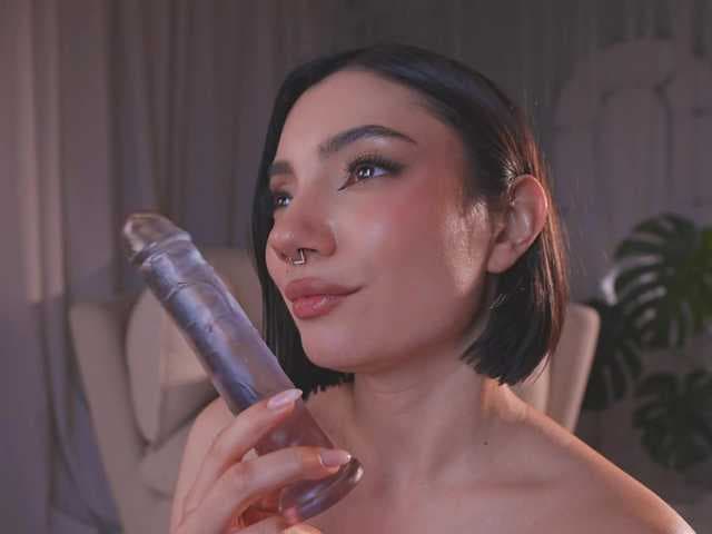 AmyArmstrong live cam