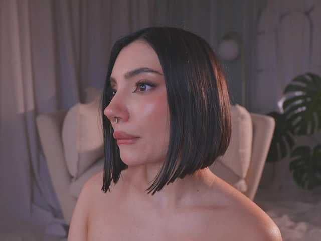 AmyArmstrong live cam