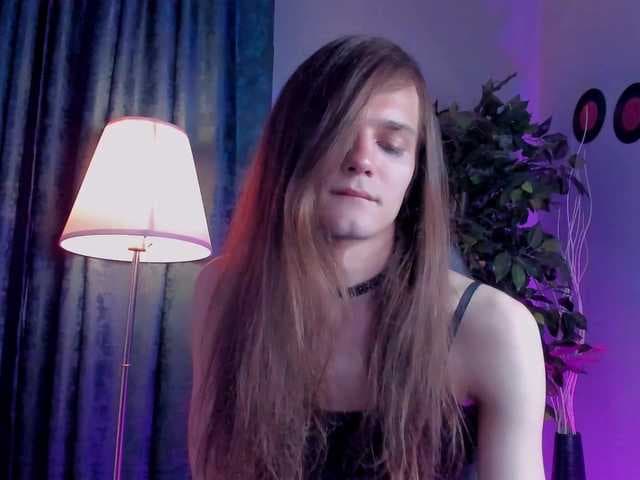 WilliamSnake live cam