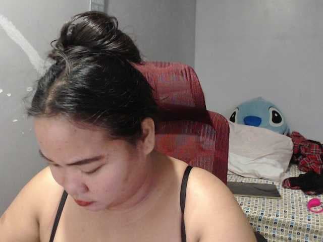 BubbleButtPinay live cam