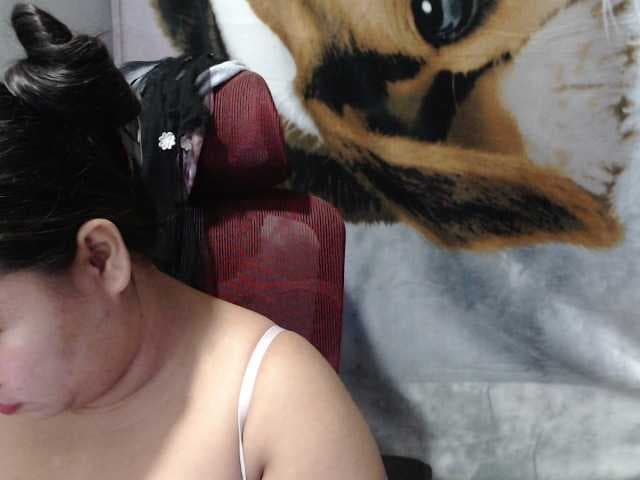 BubbleButtPinay live cam