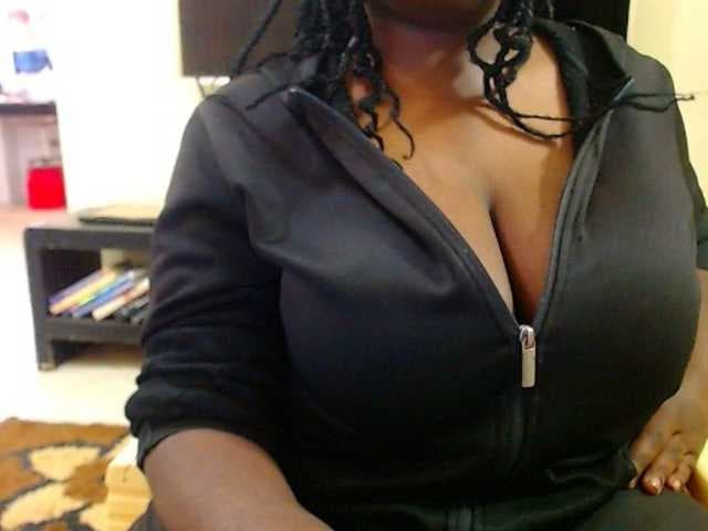 Dalia70 live cam