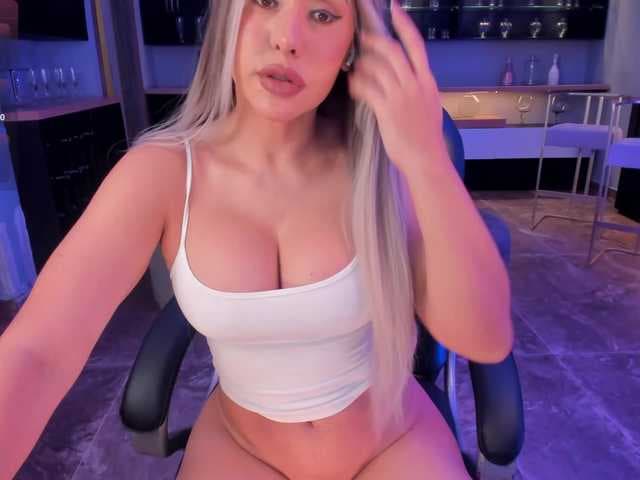 SophieBarnett live cam