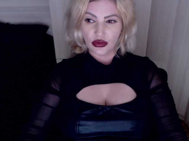 Mistress-Demi live cam