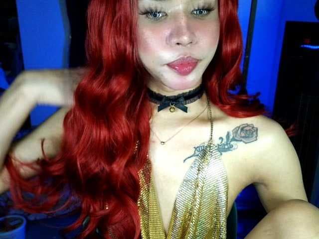 Hotfuckingprincessx live cam