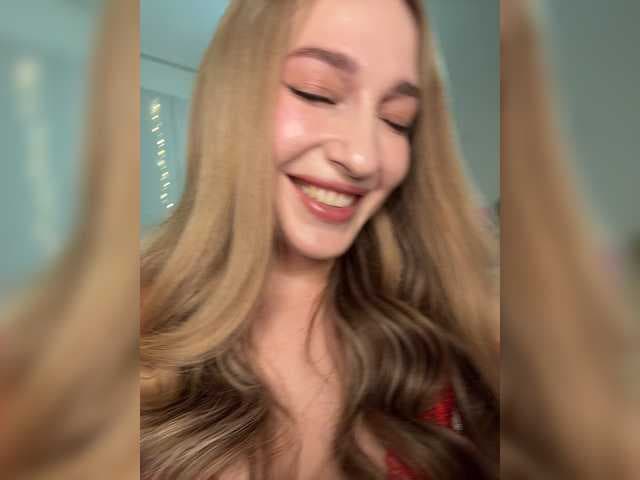 VictoriaBix live cam