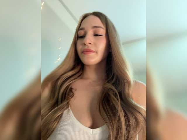 VictoriaBix live cam