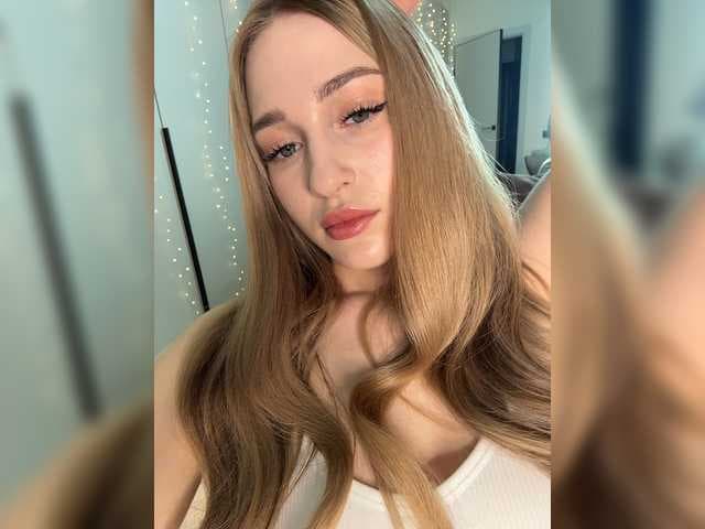 VictoriaBix live cam