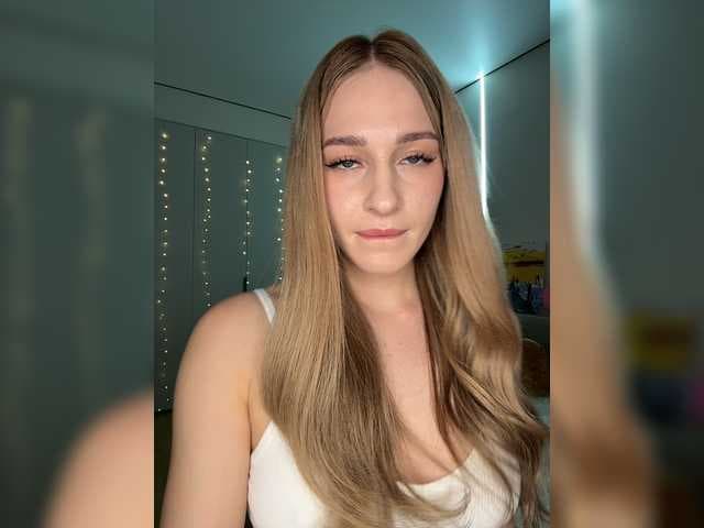 VictoriaBix live cam