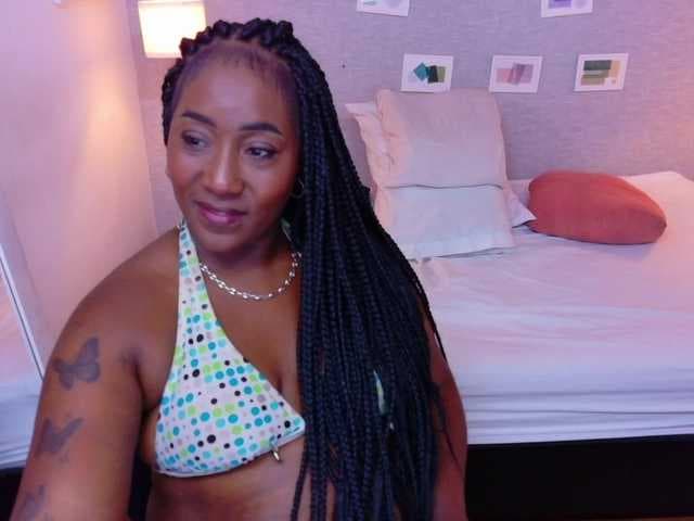 kiara-evanss live cam