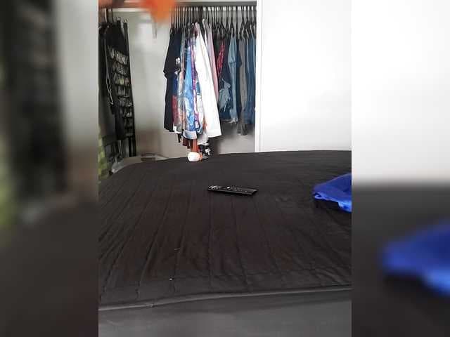 QueenAnitaDix live cam