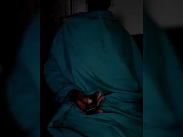 QueenAnitaDix live cam