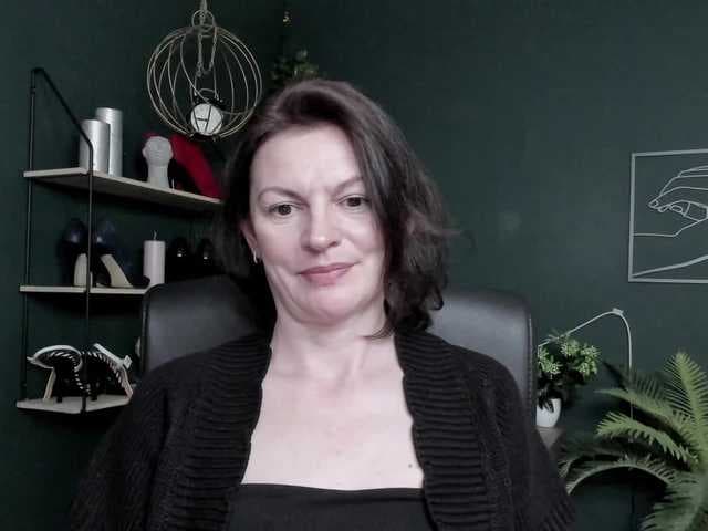 mrsVivian live cam