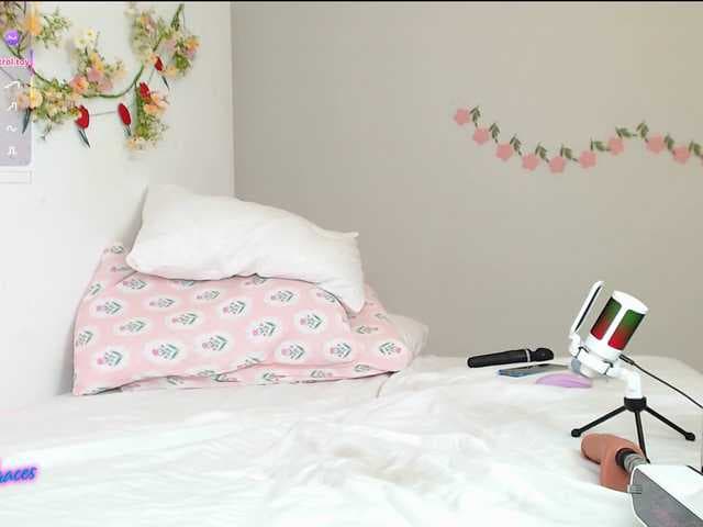 -EmilyxGrasez live cam