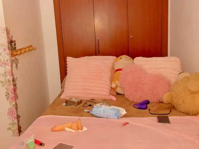 -viioolleettaa live cam on BongaCams