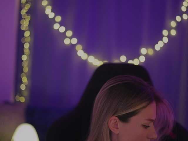 D_i_aM live cam
