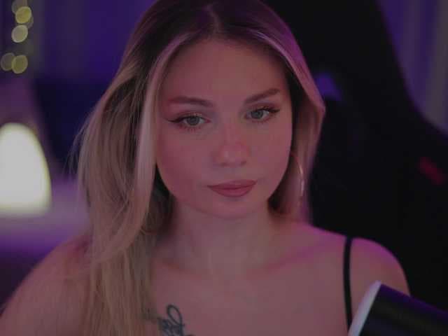 D_i_aM live cam