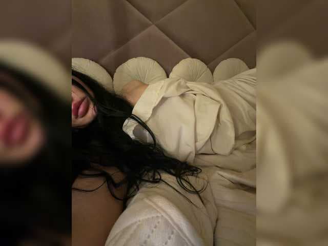 Ekaterina2221 live cam