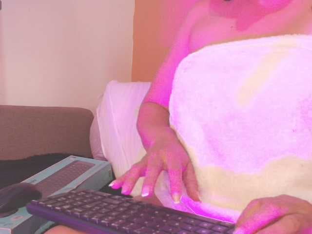 Linda-Evanss live cam
