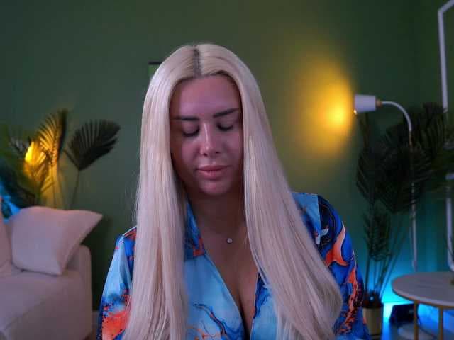 EvaZane live cam