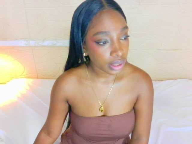 shamira-moore live cam
