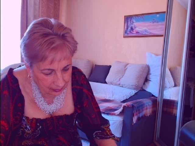 Victoria5643 live cam
